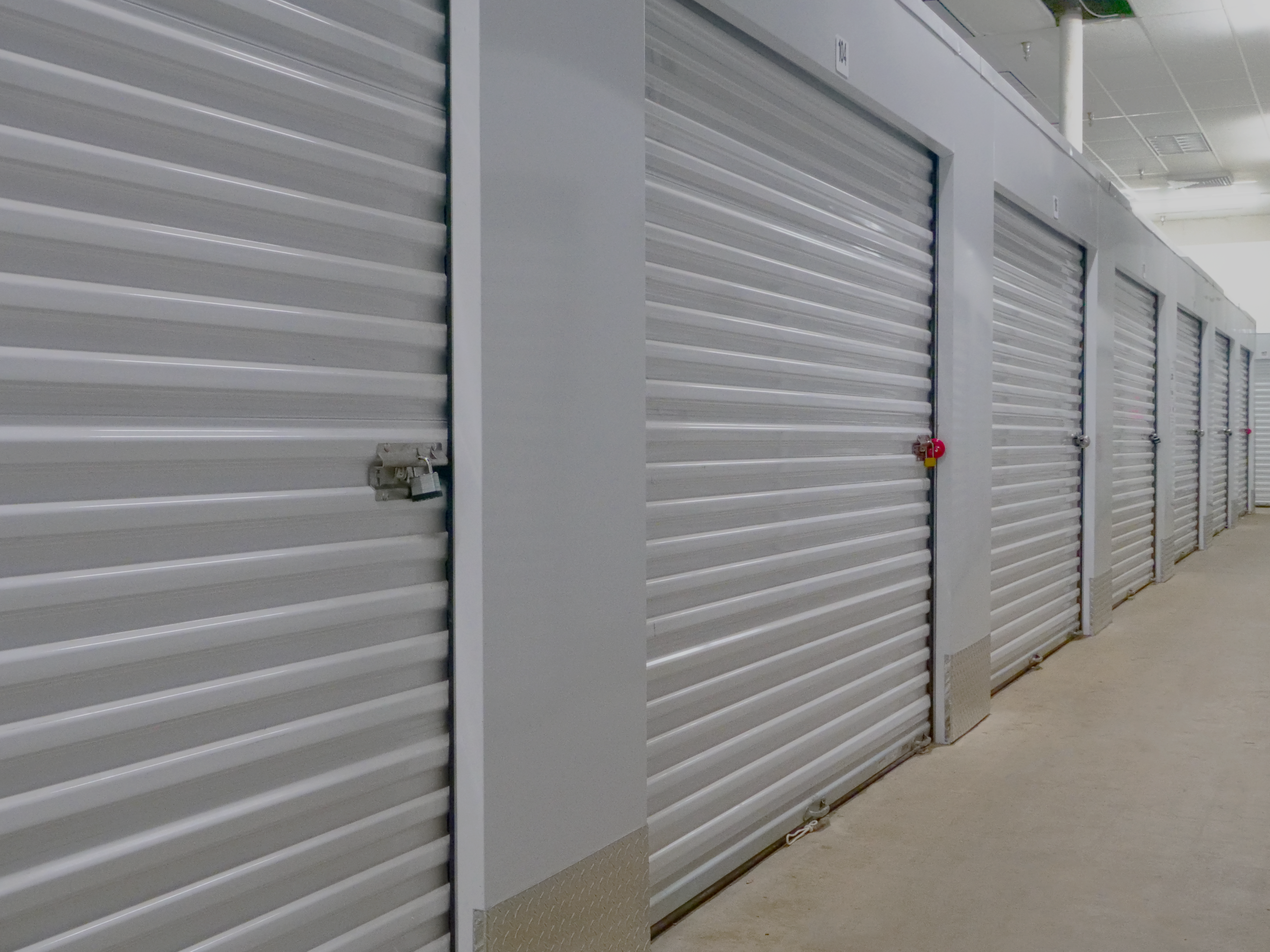 flint self storage climate control 48507