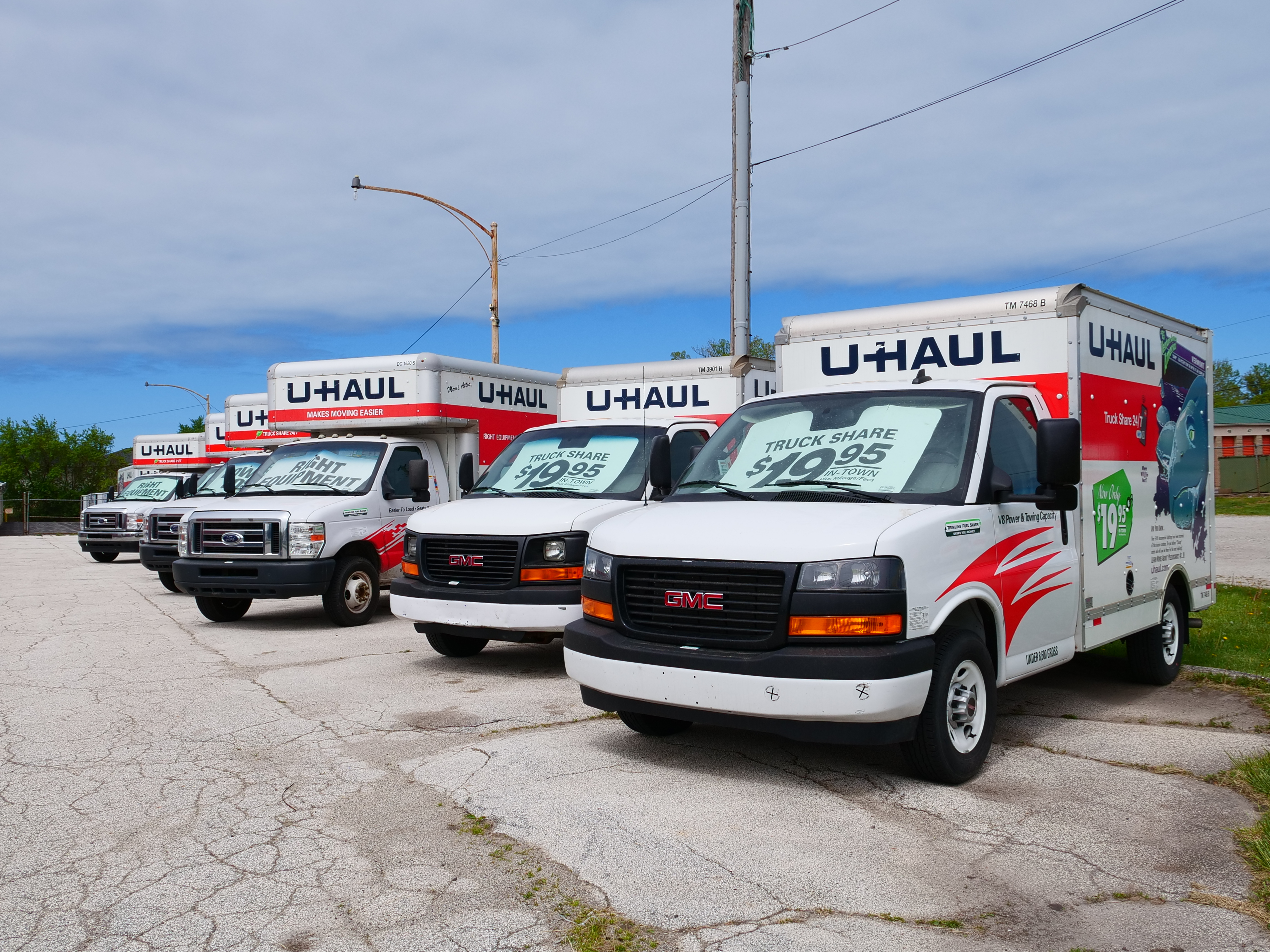 flint truck rentals michigan 48507 u-haul